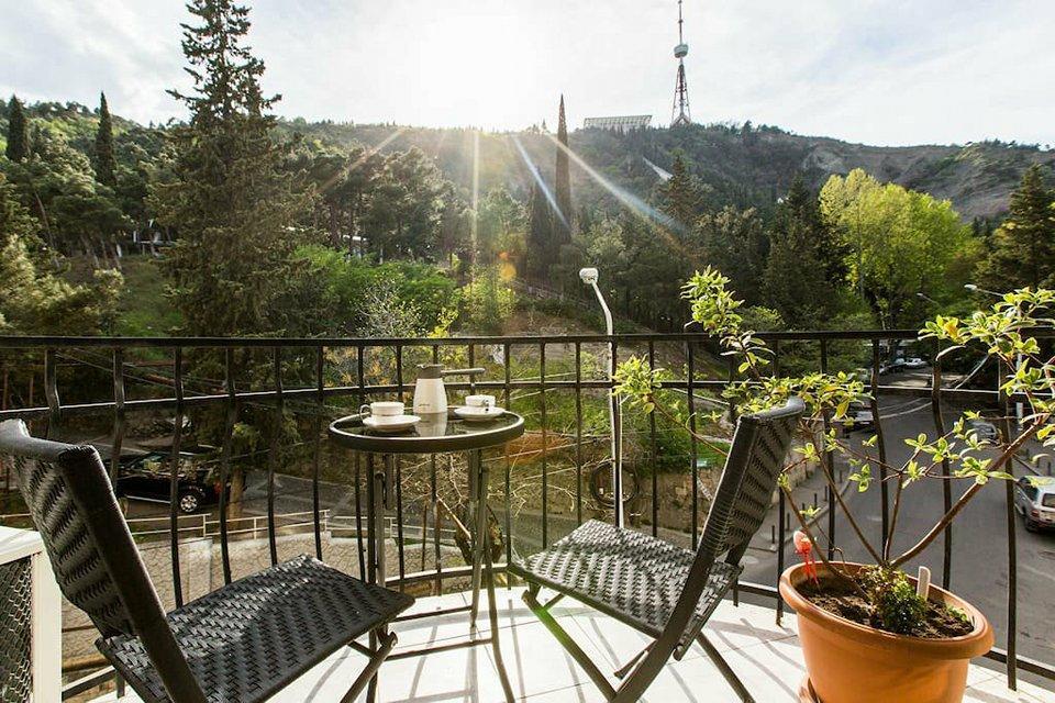 Romantic View Apartment Tbilisi Bagian luar foto